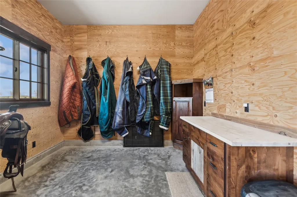 2046 Spring Prairie Ranch Road Whitefish MT 59937