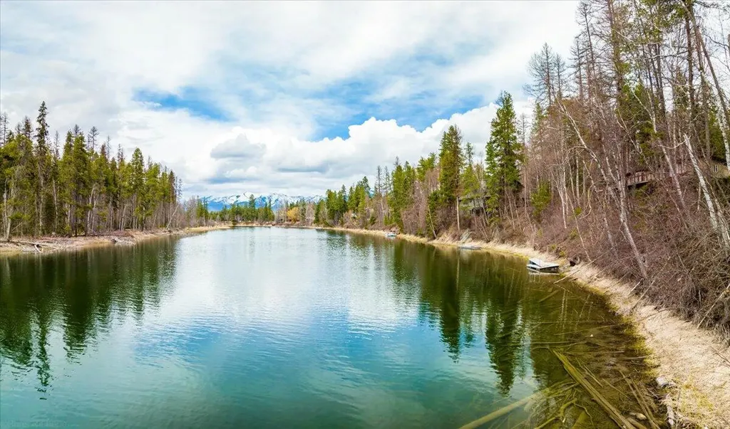 518 Eastman Drive Bigfork MT 59911