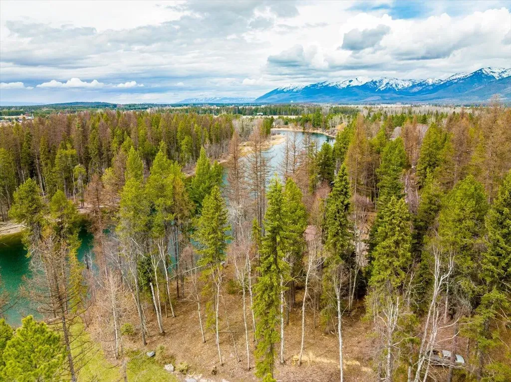 518 Eastman Drive Bigfork MT 59911