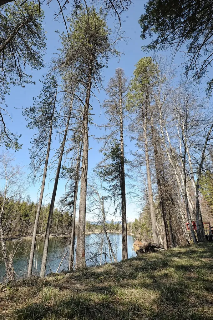 518 Eastman Drive Bigfork MT 59911