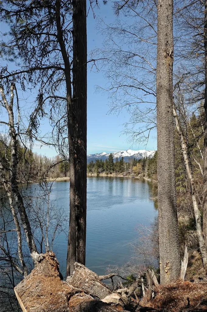 518 Eastman Drive Bigfork MT 59911