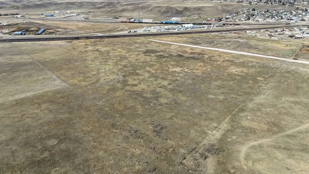 406 Glacier Avenue Shelby MT 59474