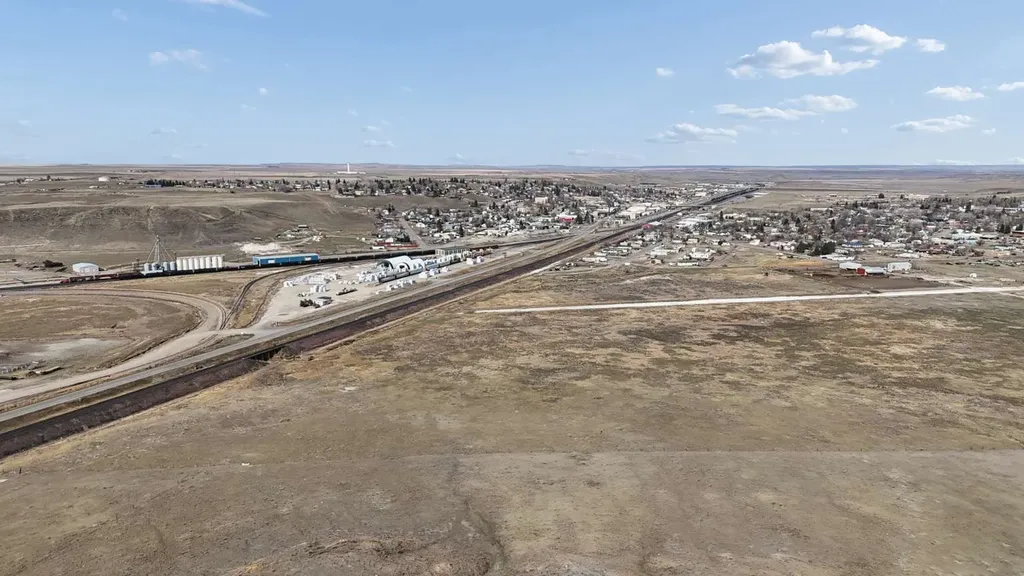 406 Glacier Avenue Shelby MT 59474