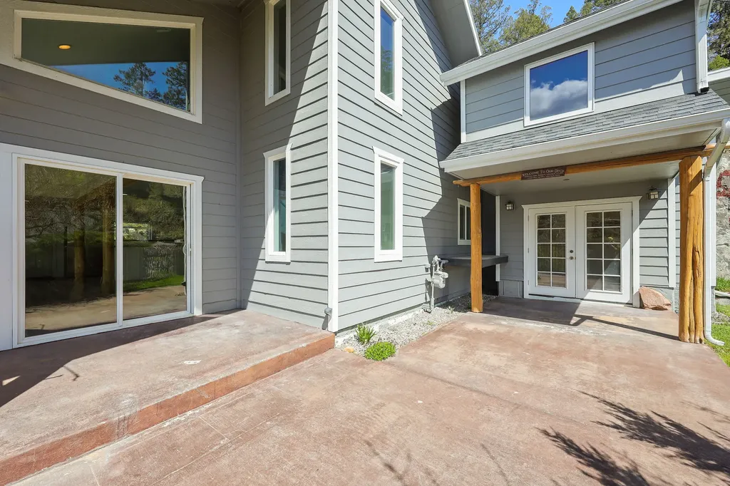 121 & 135 Boon Road Somers MT 59932