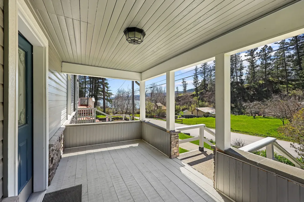 121 & 135 Boon Road Somers MT 59932