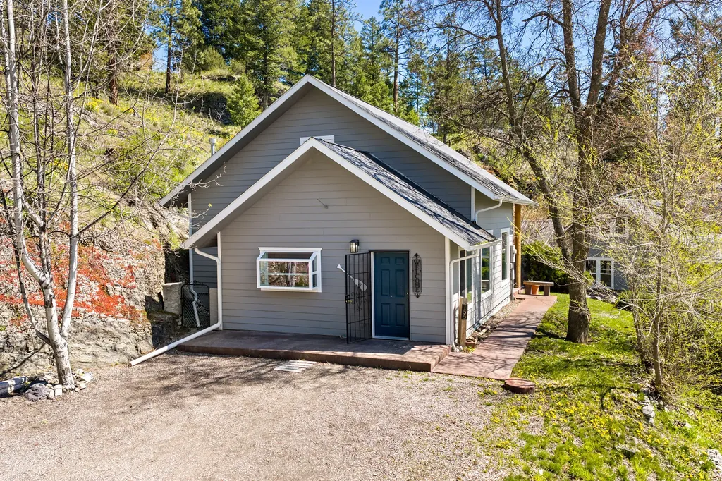 121 & 135 Boon Road Somers MT 59932