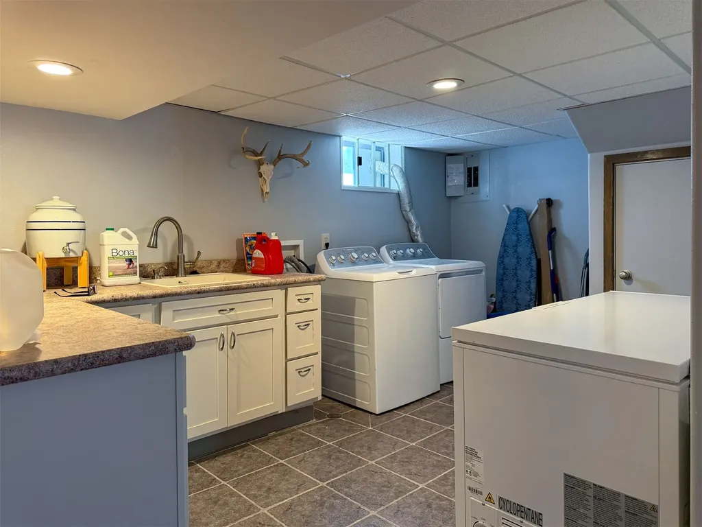 217 8th Avenue N Shelby MT 59474