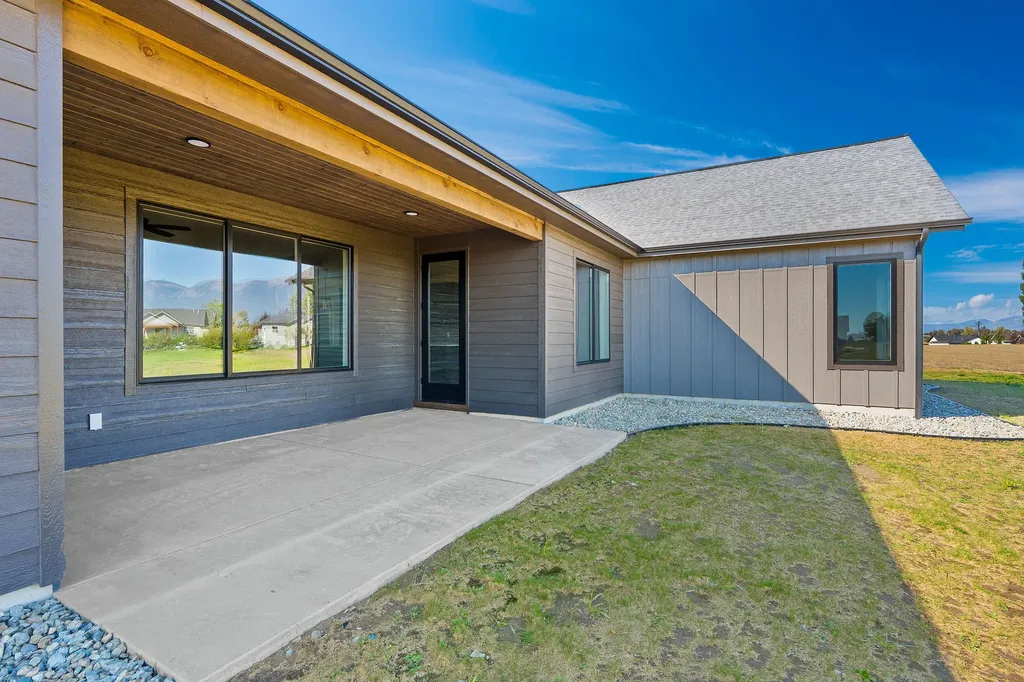 183 Holbrook Drive Kalispell MT 59901