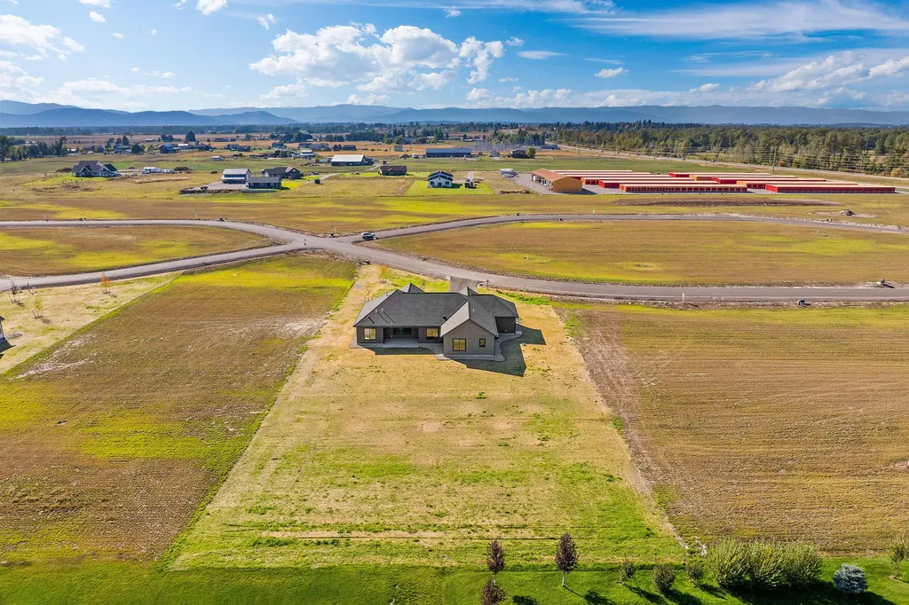 183 Holbrook Drive Kalispell MT 59901