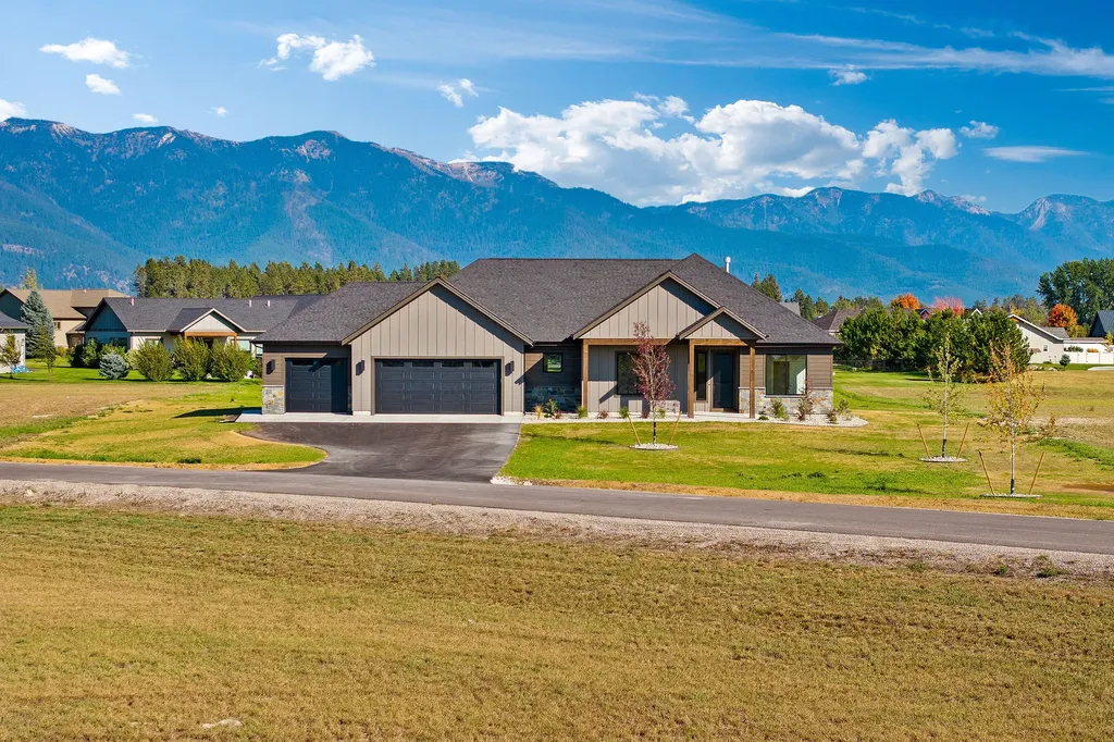 183 Holbrook Drive Kalispell MT 59901