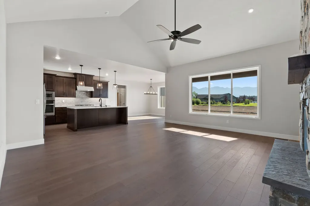 183 Holbrook Drive Kalispell MT 59901