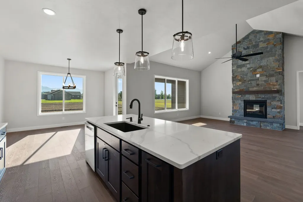 183 Holbrook Drive Kalispell MT 59901