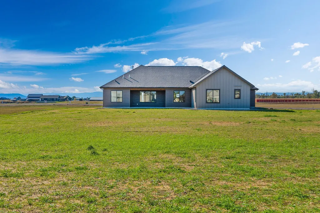 183 Holbrook Drive Kalispell MT 59901