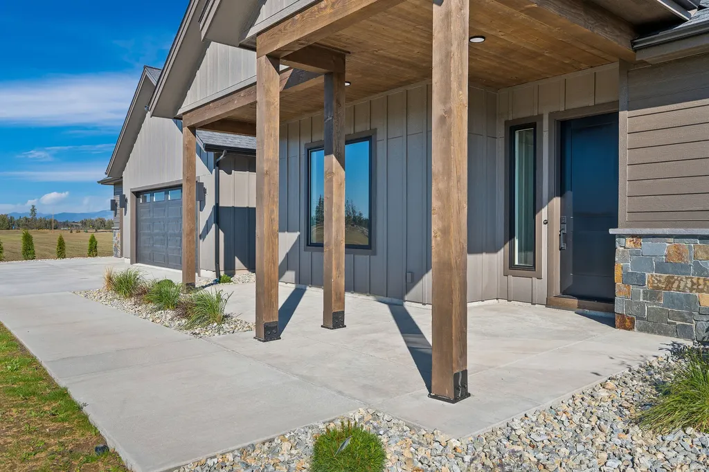 183 Holbrook Drive Kalispell MT 59901
