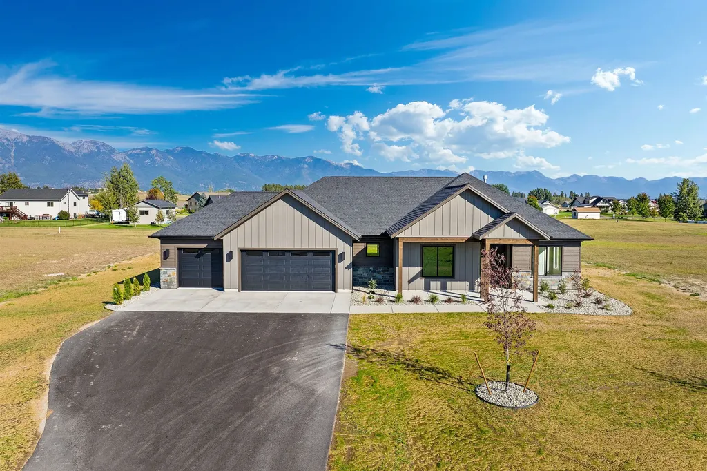 183 Holbrook Drive Kalispell MT 59901