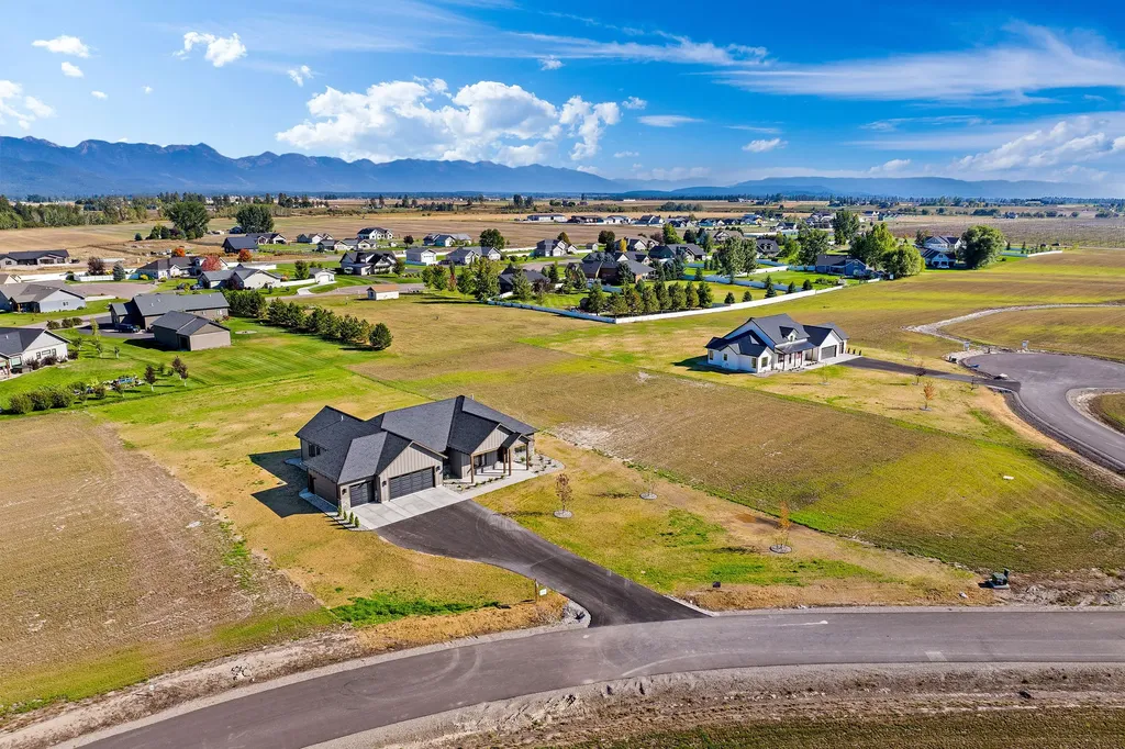183 Holbrook Drive Kalispell MT 59901