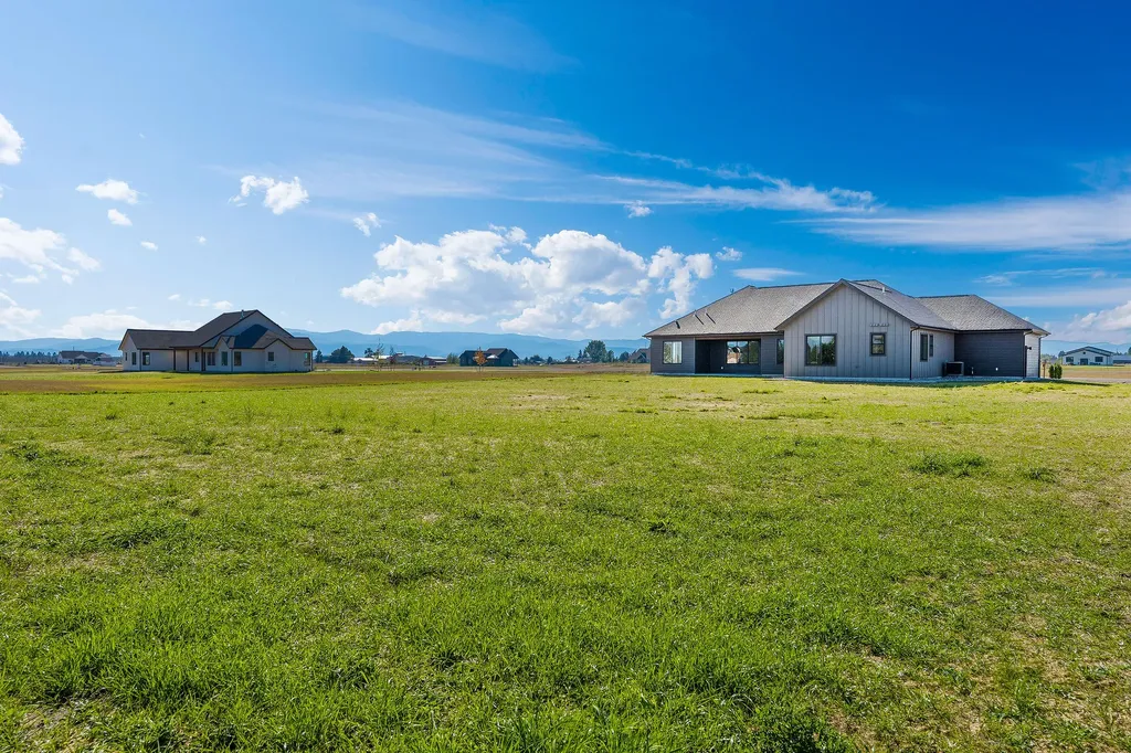 183 Holbrook Drive Kalispell MT 59901