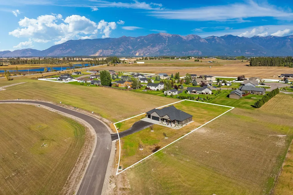 183 Holbrook Drive Kalispell MT 59901
