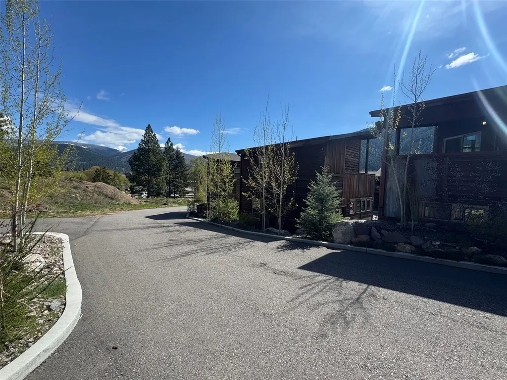 279 Jumbo Vista Way Missoula MT 59802
