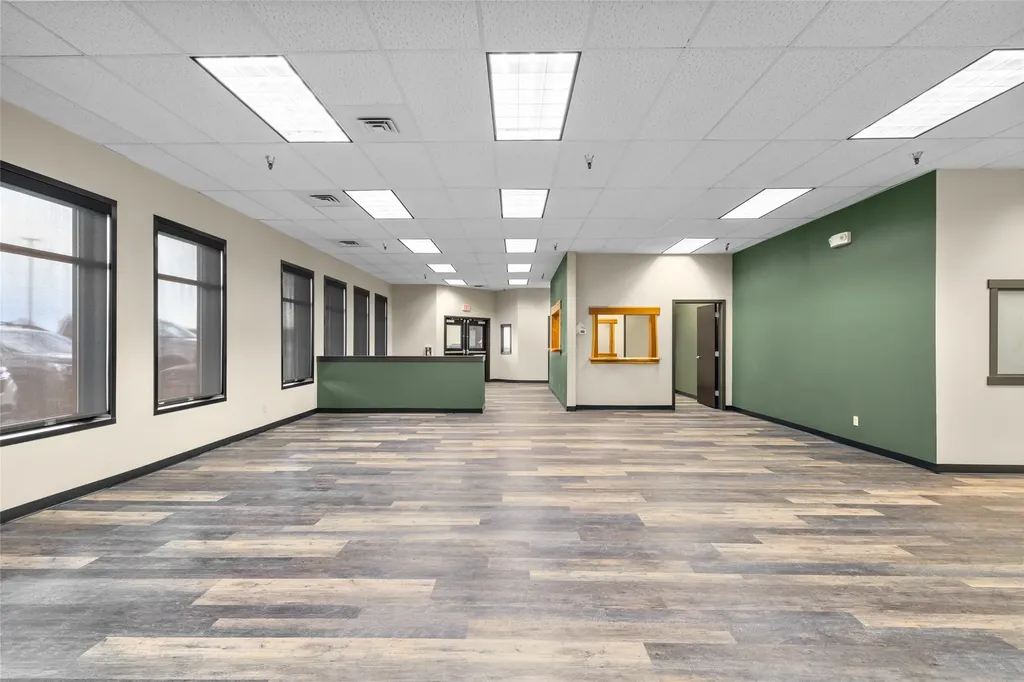 1327 Us Highway 2 W Kalispell MT 59901