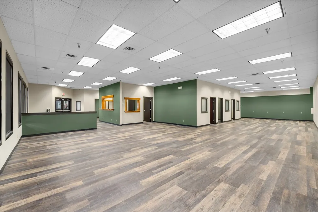 1327 Us Highway 2 W Kalispell MT 59901