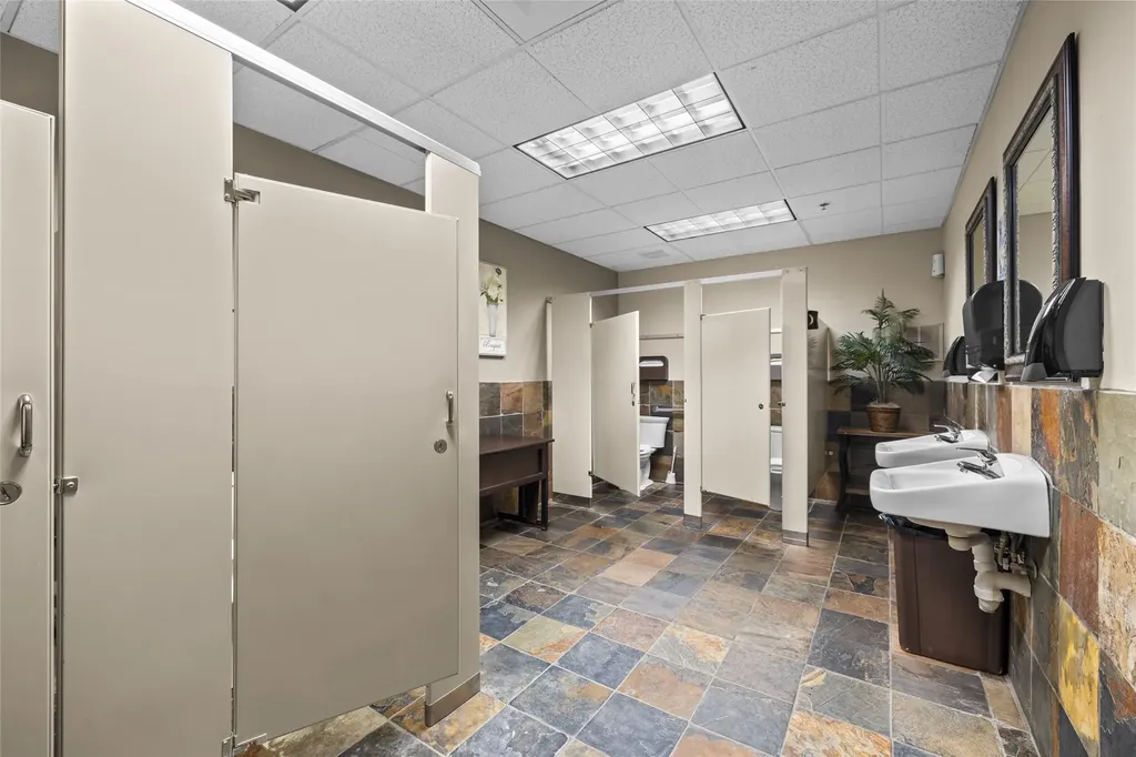 1327 Us Highway 2 W Kalispell MT 59901