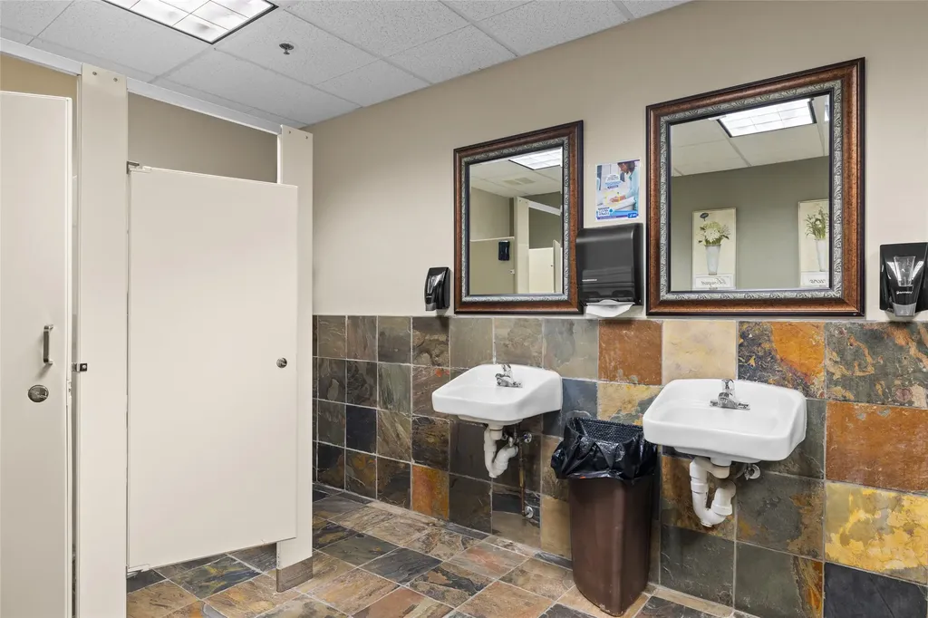 1327 Us Highway 2 W Kalispell MT 59901