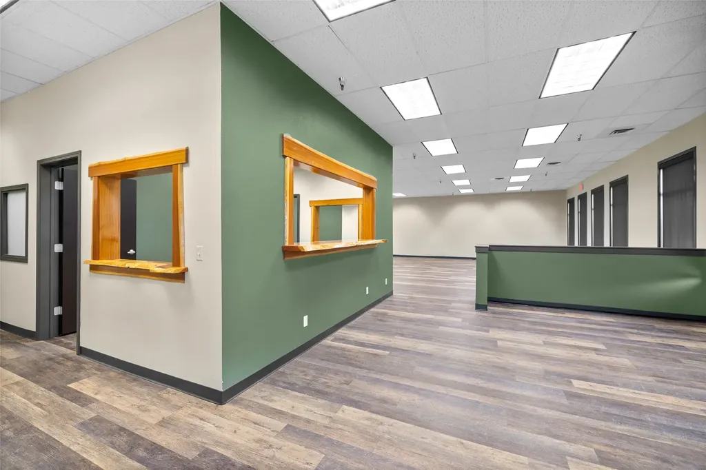 1327 Us Highway 2 W Kalispell MT 59901