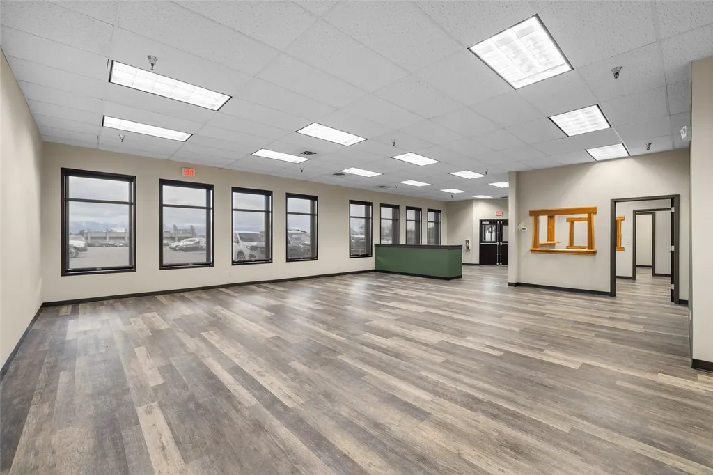 1327 Us Highway 2 W Kalispell MT 59901