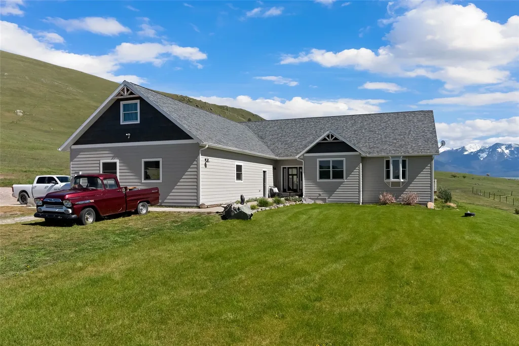 69300 Pellew Creek Lane Arlee MT 59821