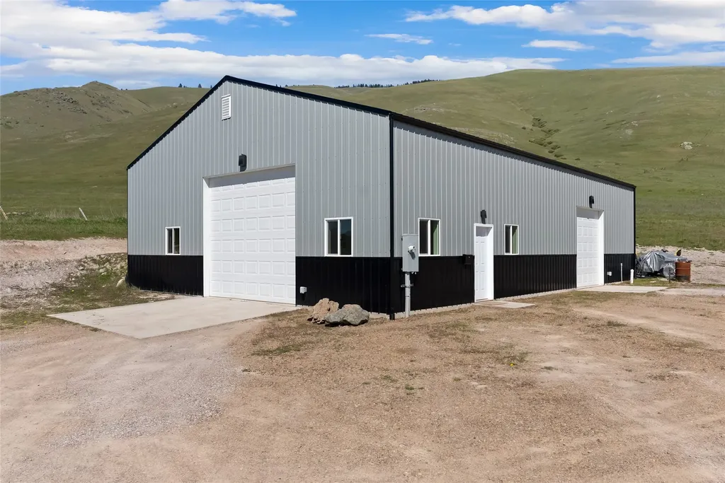 69300 Pellew Creek Lane Arlee MT 59821