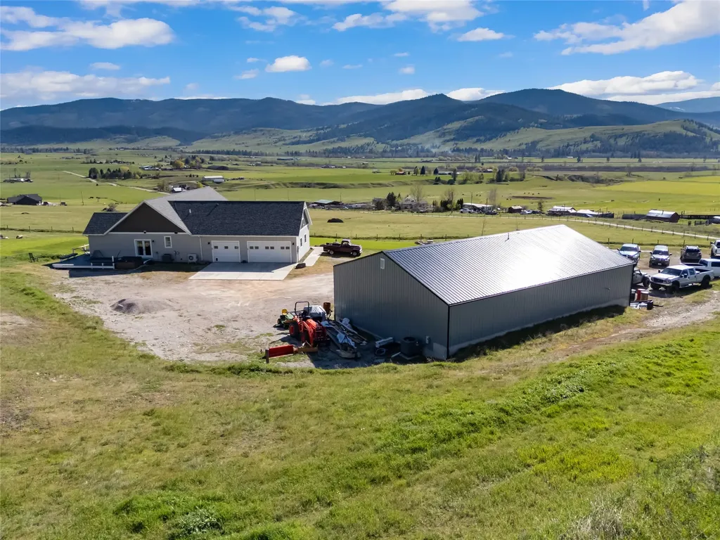 69300 Pellew Creek Lane Arlee MT 59821