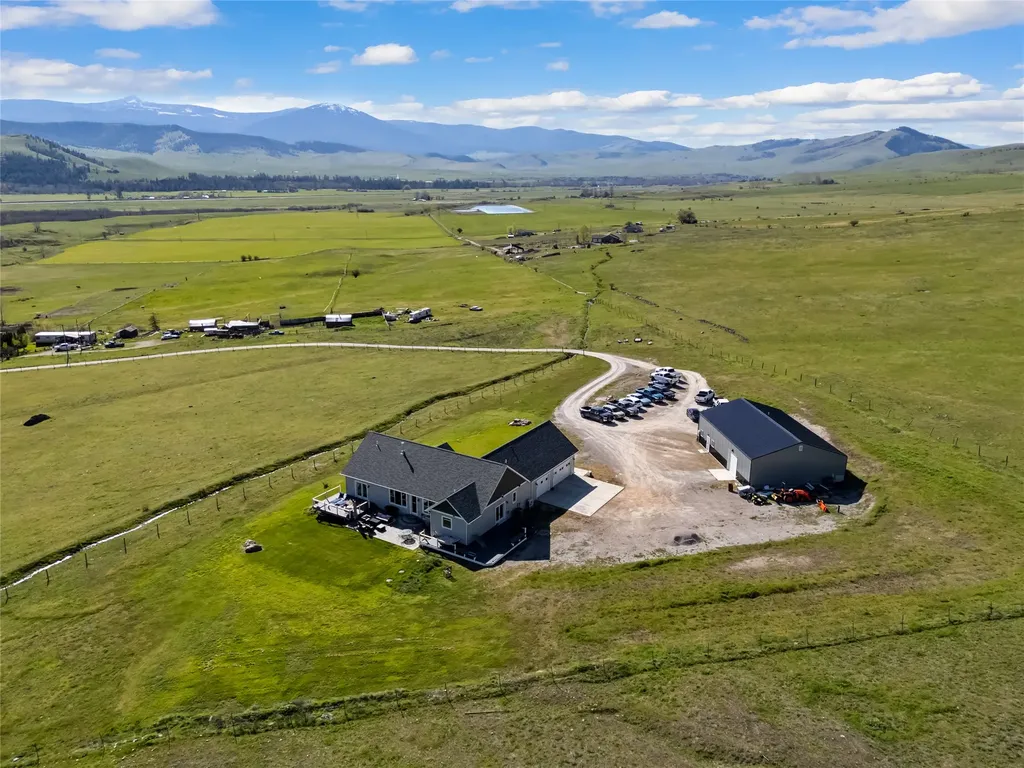 69300 Pellew Creek Lane Arlee MT 59821