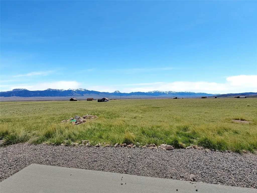 21 Gopher Trail Ennis MT 59729