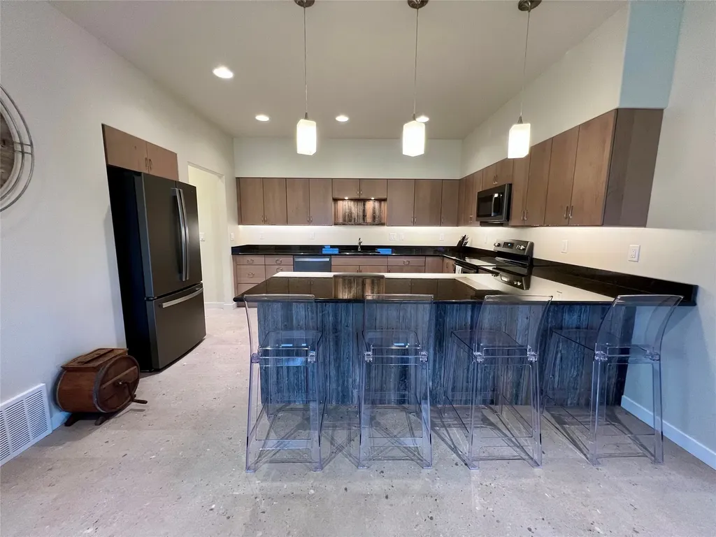 25421 Three Moon Drive Elmo MT 59915