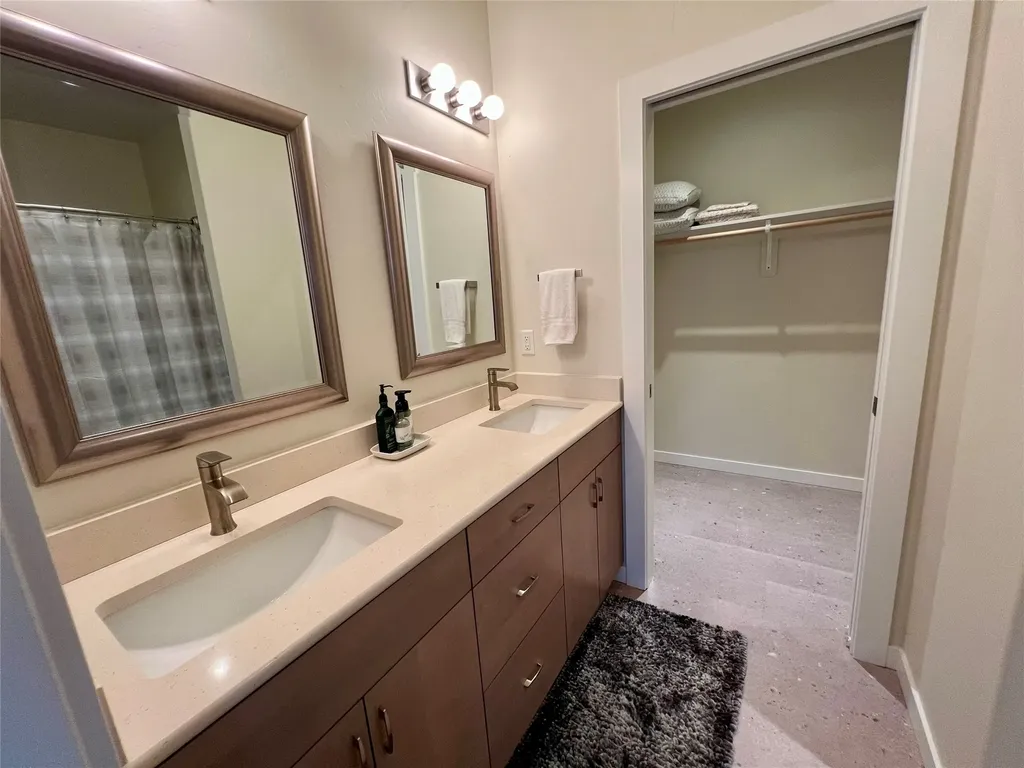 25421 Three Moon Drive Elmo MT 59915