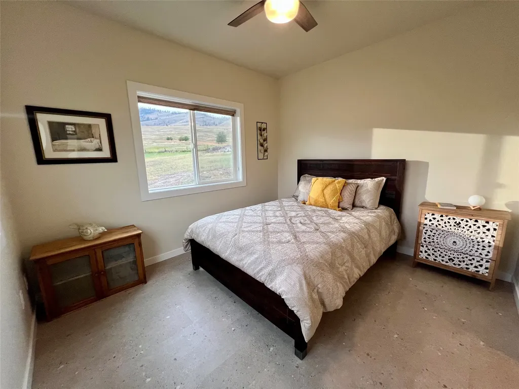 25421 Three Moon Drive Elmo MT 59915