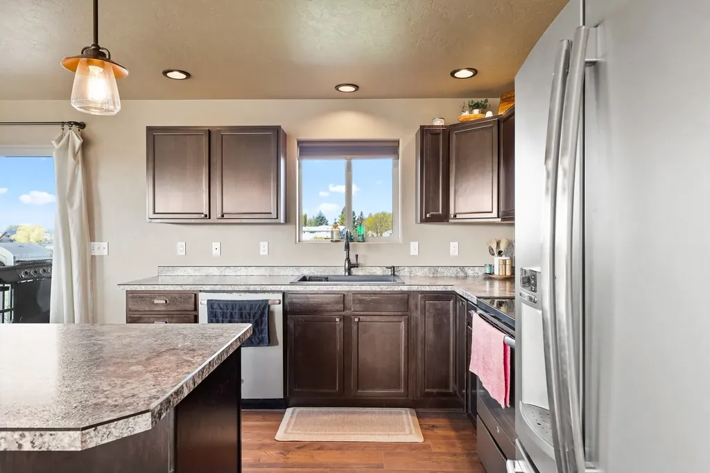 411 Spruce Meadows Loop Kalispell MT 59901