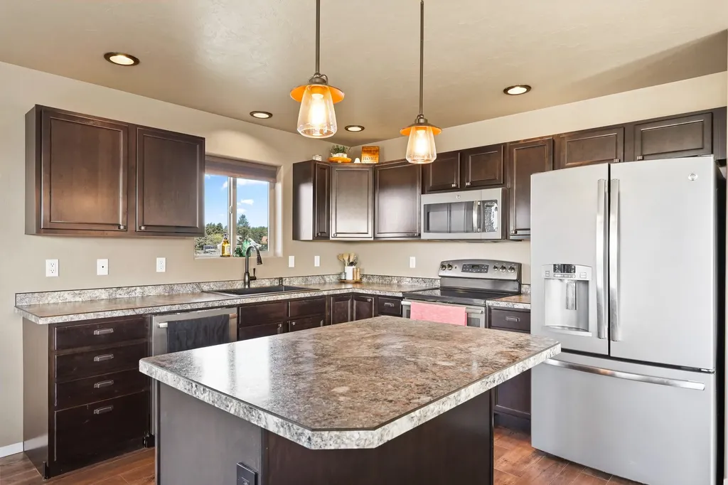 411 Spruce Meadows Loop Kalispell MT 59901