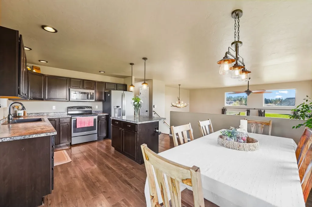 411 Spruce Meadows Loop Kalispell MT 59901