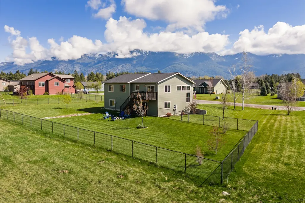 411 Spruce Meadows Loop Kalispell MT 59901