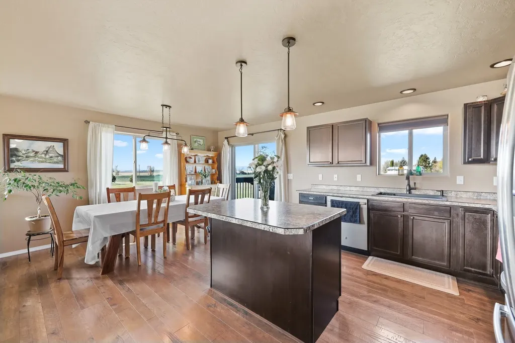 411 Spruce Meadows Loop Kalispell MT 59901