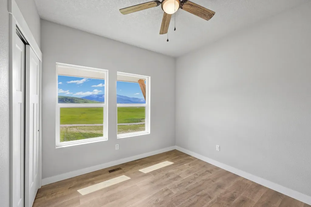 3 Appaloosa Court Plains MT 59859