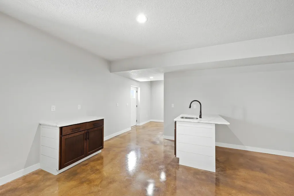 3 Appaloosa Court Plains MT 59859