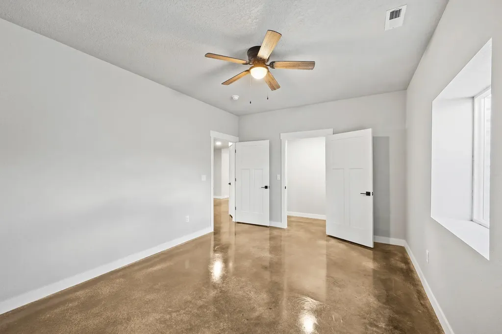 3 Appaloosa Court Plains MT 59859