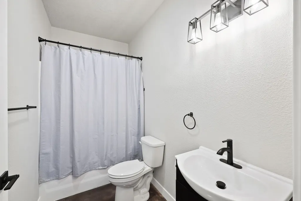 3 Appaloosa Court Plains MT 59859