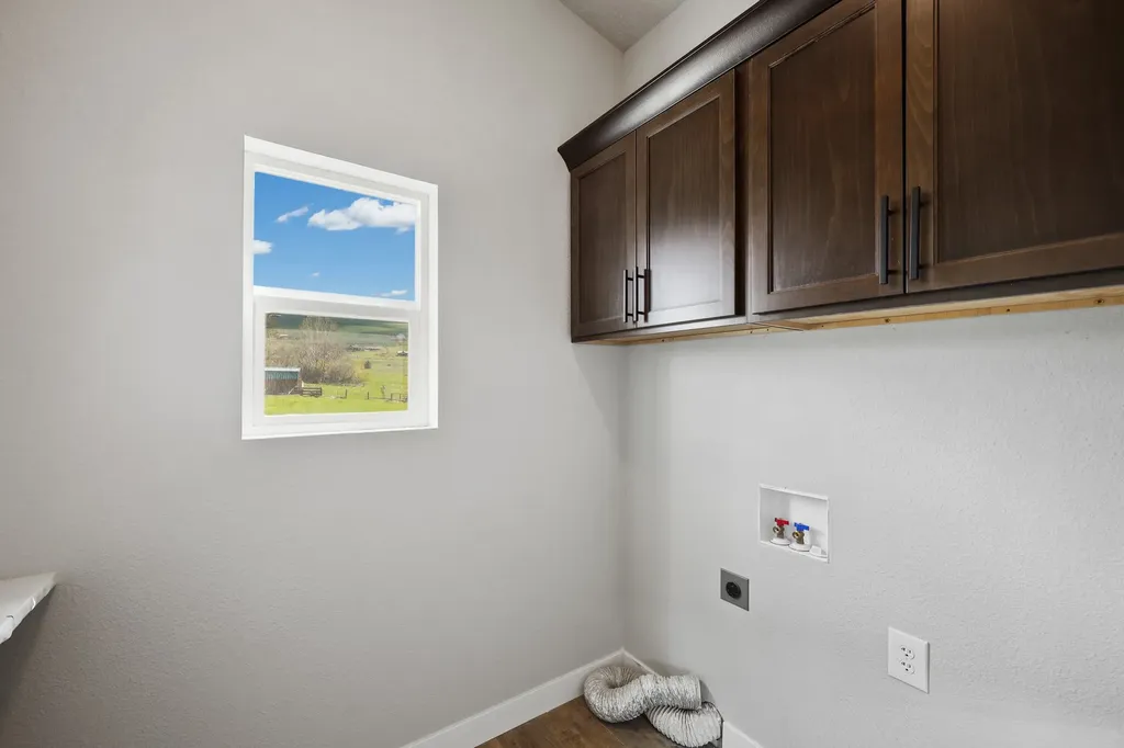 3 Appaloosa Court Plains MT 59859