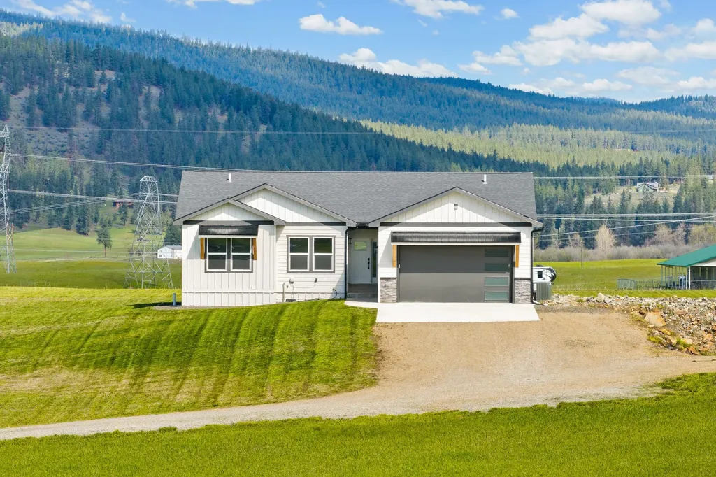 3 Appaloosa Court Plains MT 59859