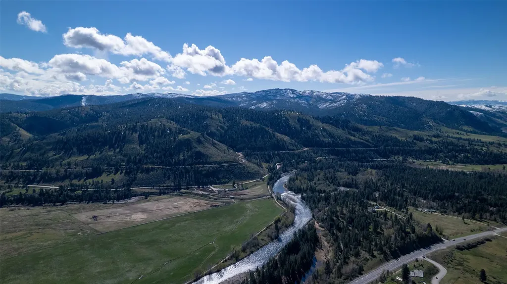 1872 S Camas Lane Hamilton MT 59840
