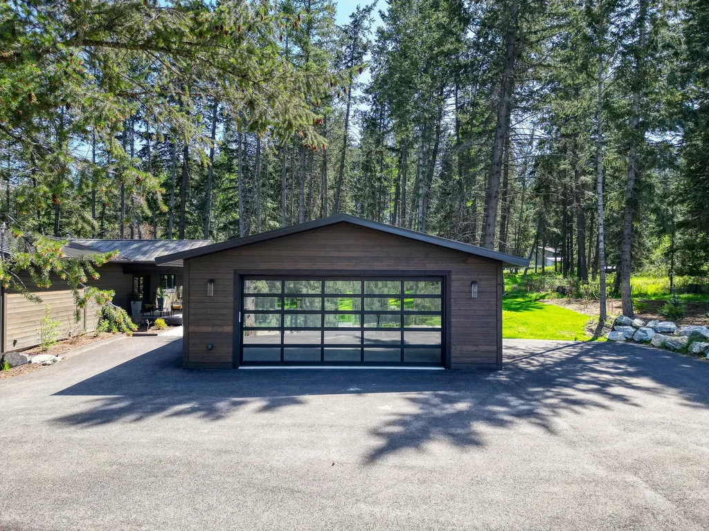 1100 Mooring Road Columbia Falls MT 59912